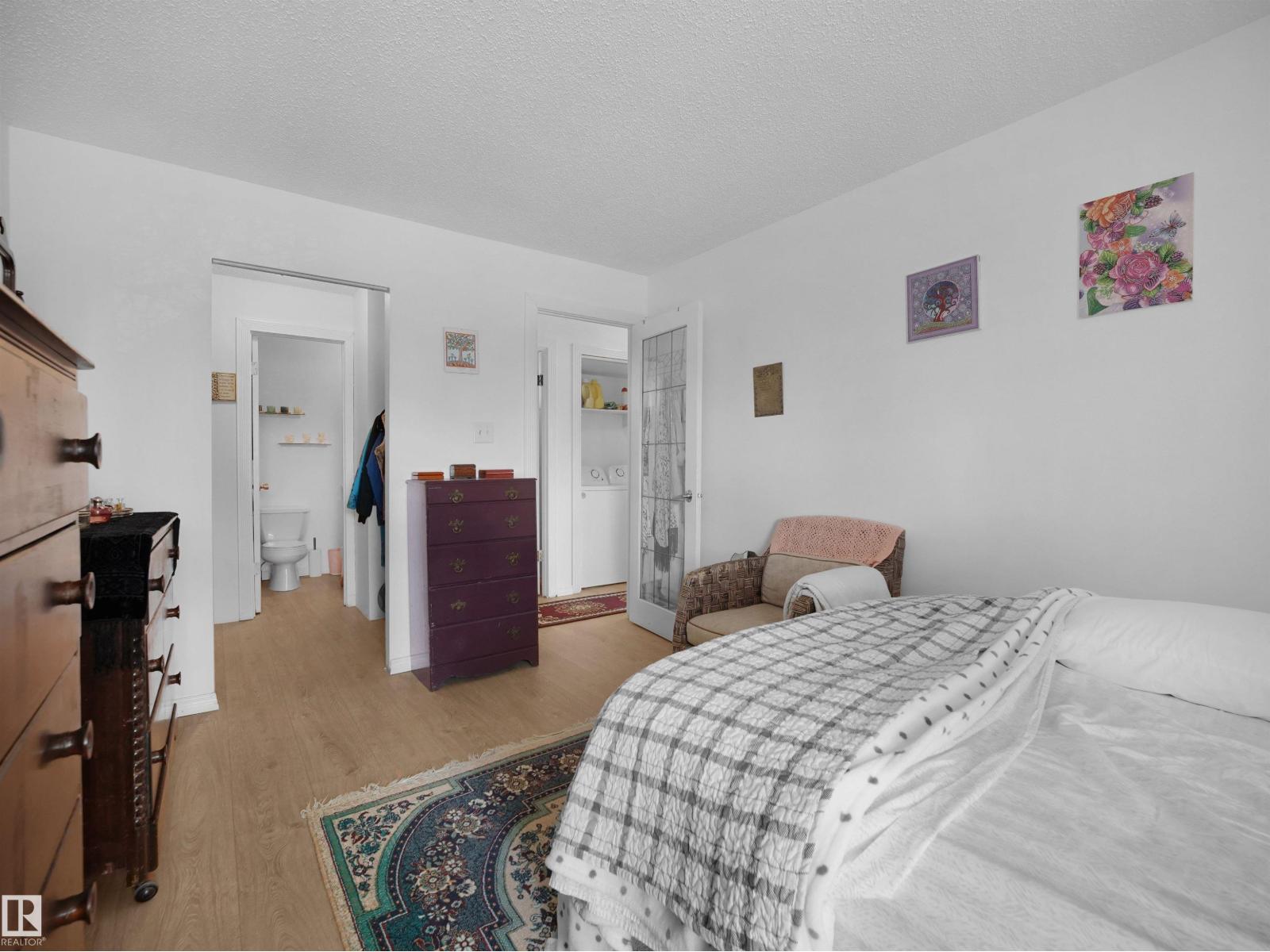 #156 2703 79 ST NW - 19