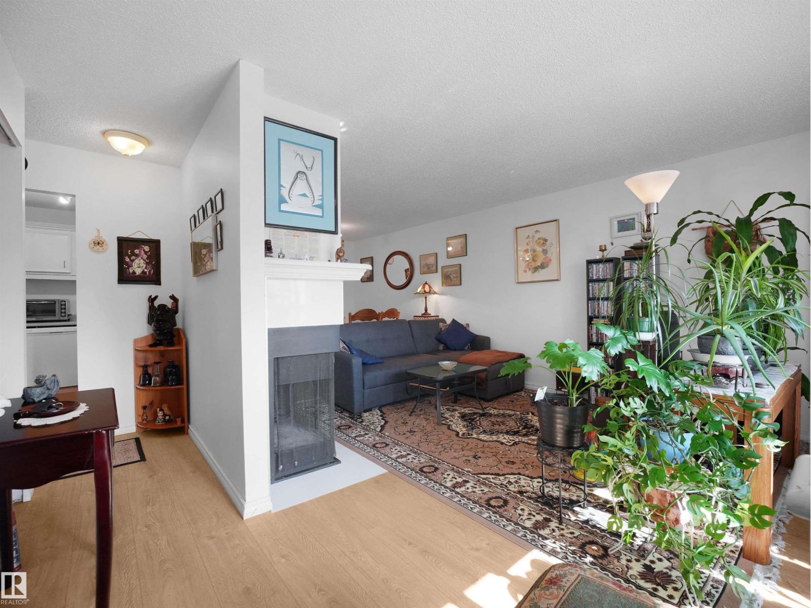 #156 2703 79 ST NW - 6