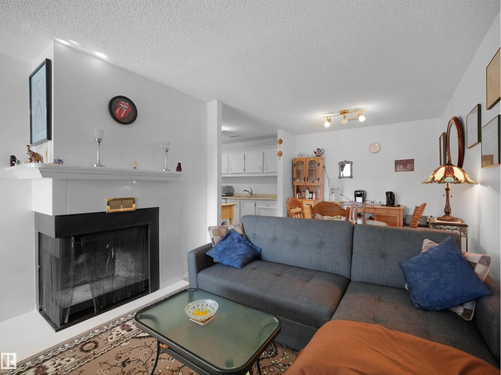 #156 2703 79 ST NW - 9