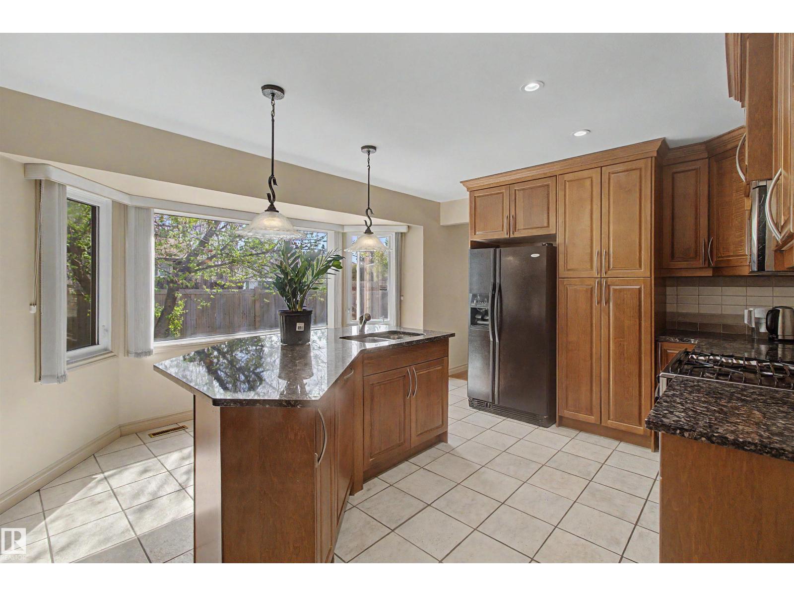 11617 26 AV NW - 4