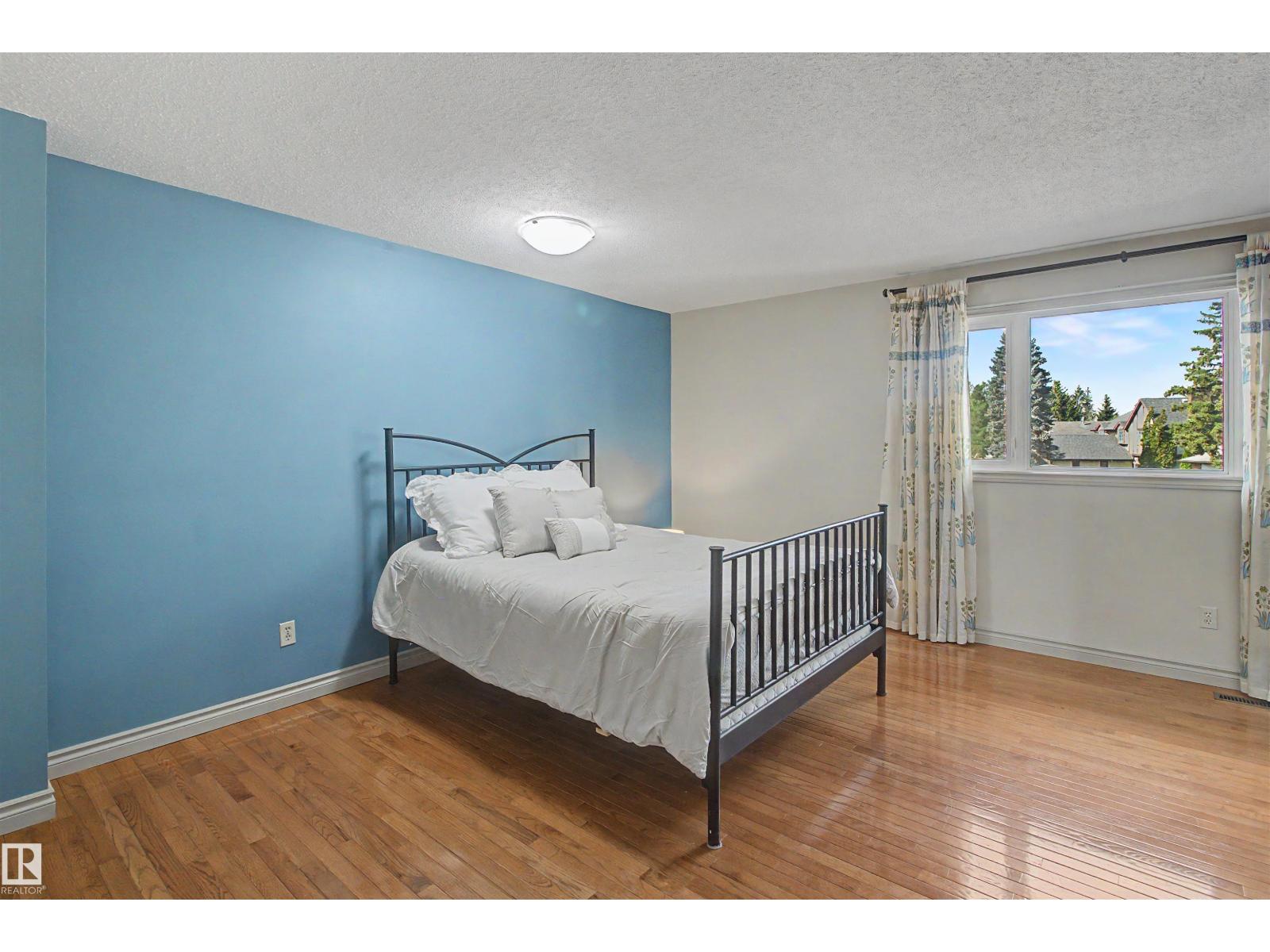 11617 26 AV NW - 6