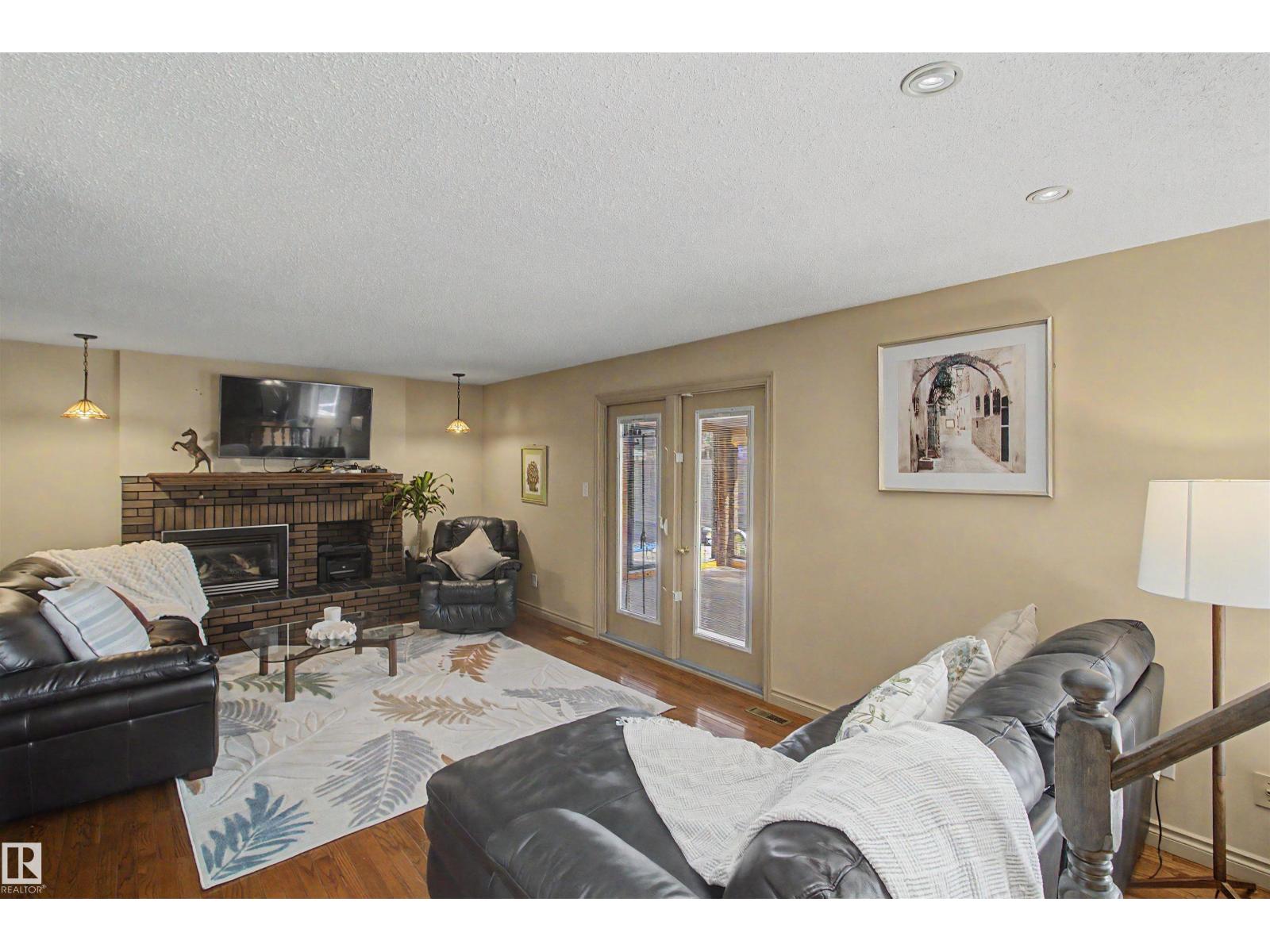 11617 26 AV NW - 27