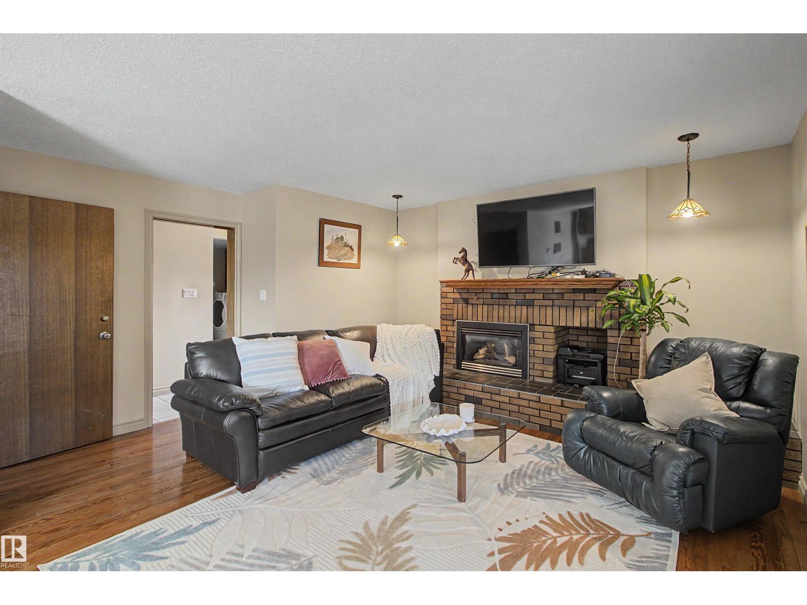 11617 26 AV NW - 28