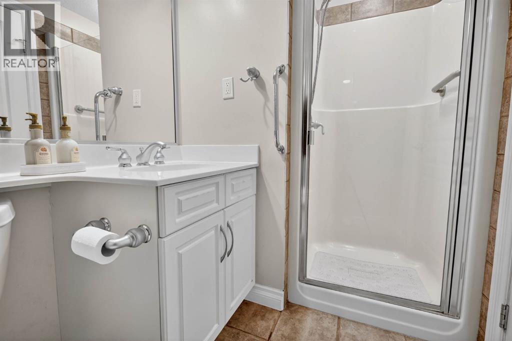 #110 1718 14 Avenue NW - 22
