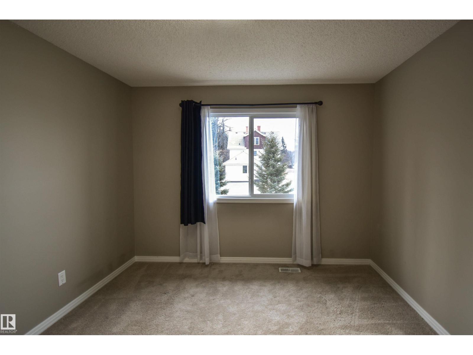 19 Meadowgrove LN - 20