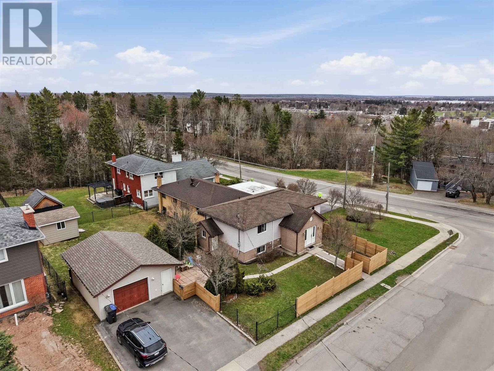 6 Moluch ST, Sault Ste. Marie, Ontario, P6B3G8 — Photo 34