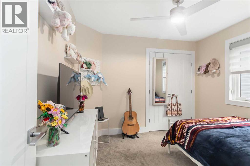 240 Warren Way - 26