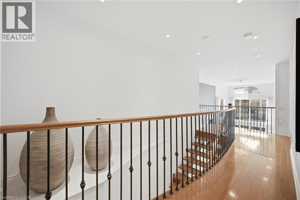 3305 MISTWELL Crescent, Oakville, Ontario, L6L0A3 — Photo 13