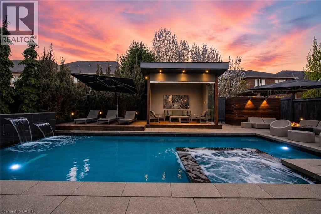 3305 MISTWELL Crescent - 2