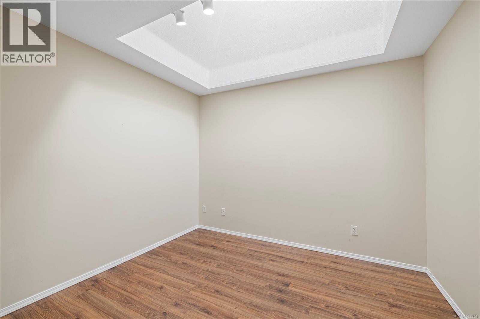 #11 454 Morison Ave - 19