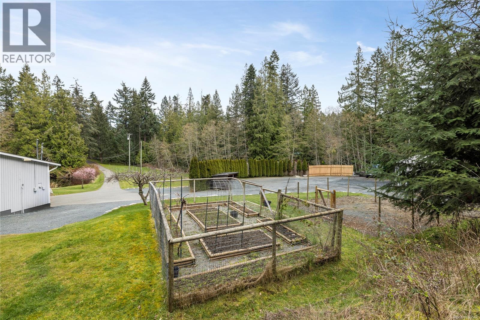 2191 Florence Dr - 82