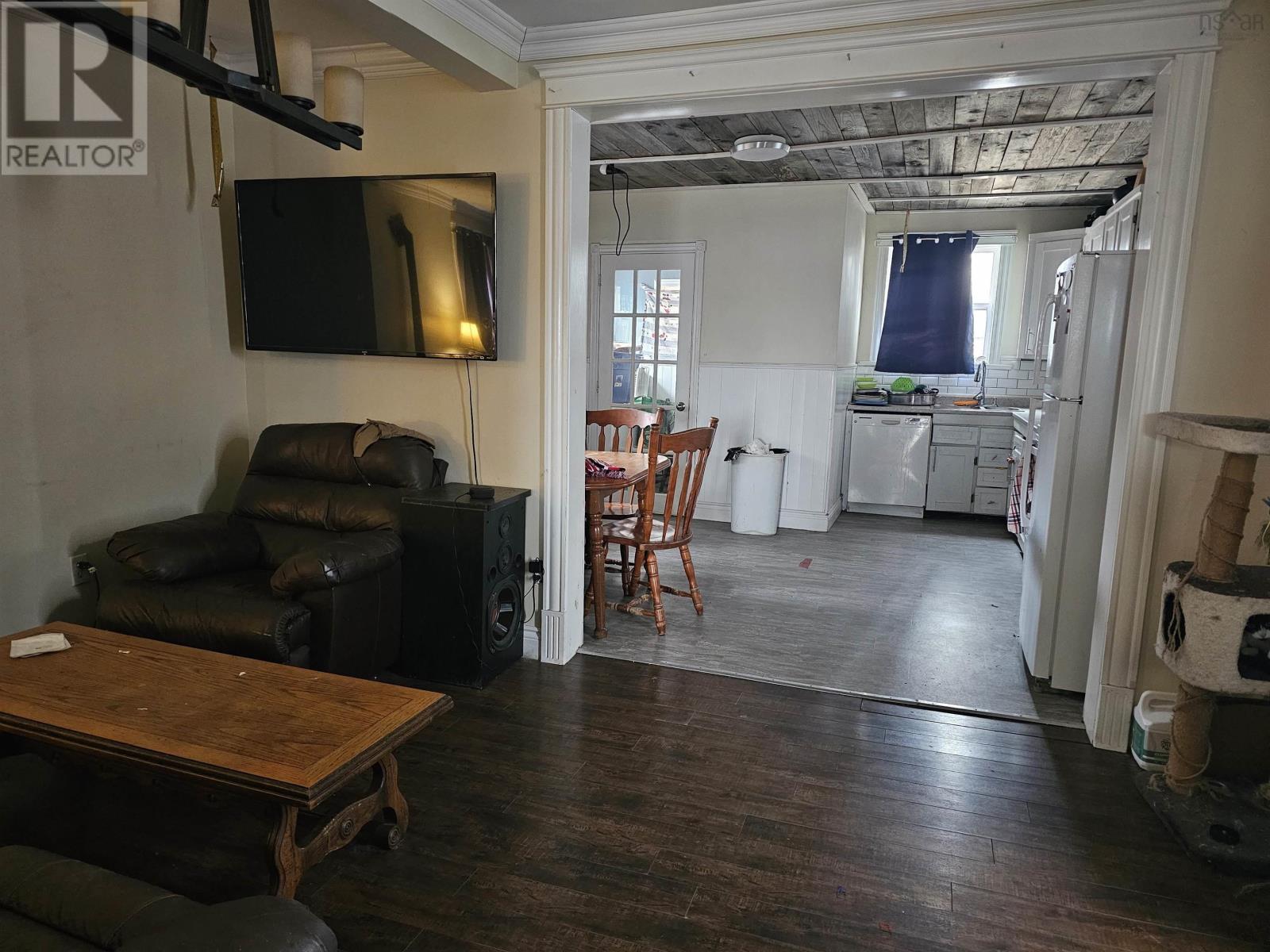 26 Windsor Avenue - 7