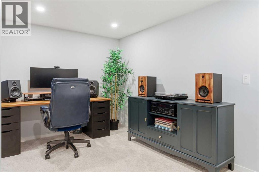 160 Crystal Green Drive SE - 37