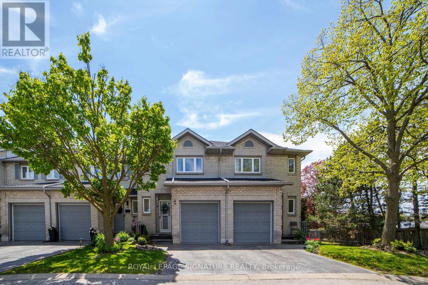 #15 1 ROYALWOOD COURT - 2