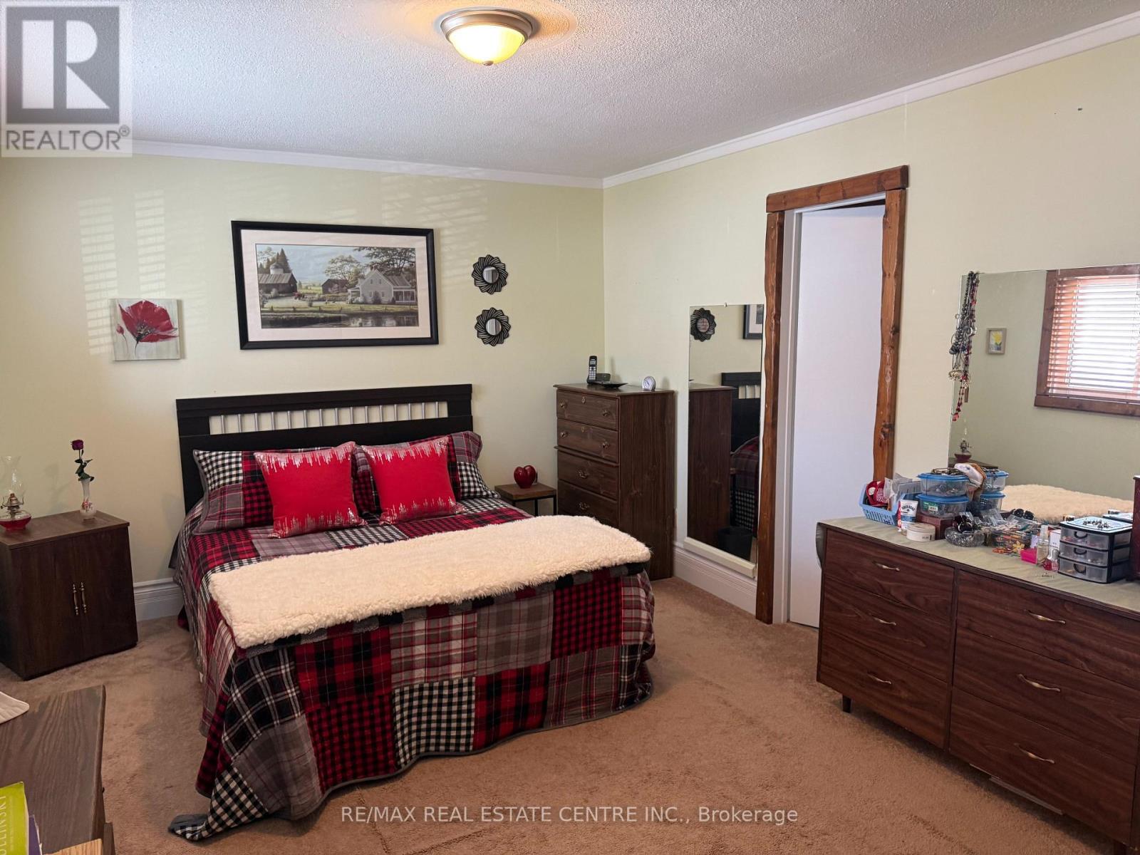 #21 325 WILLIAM STREET - 12