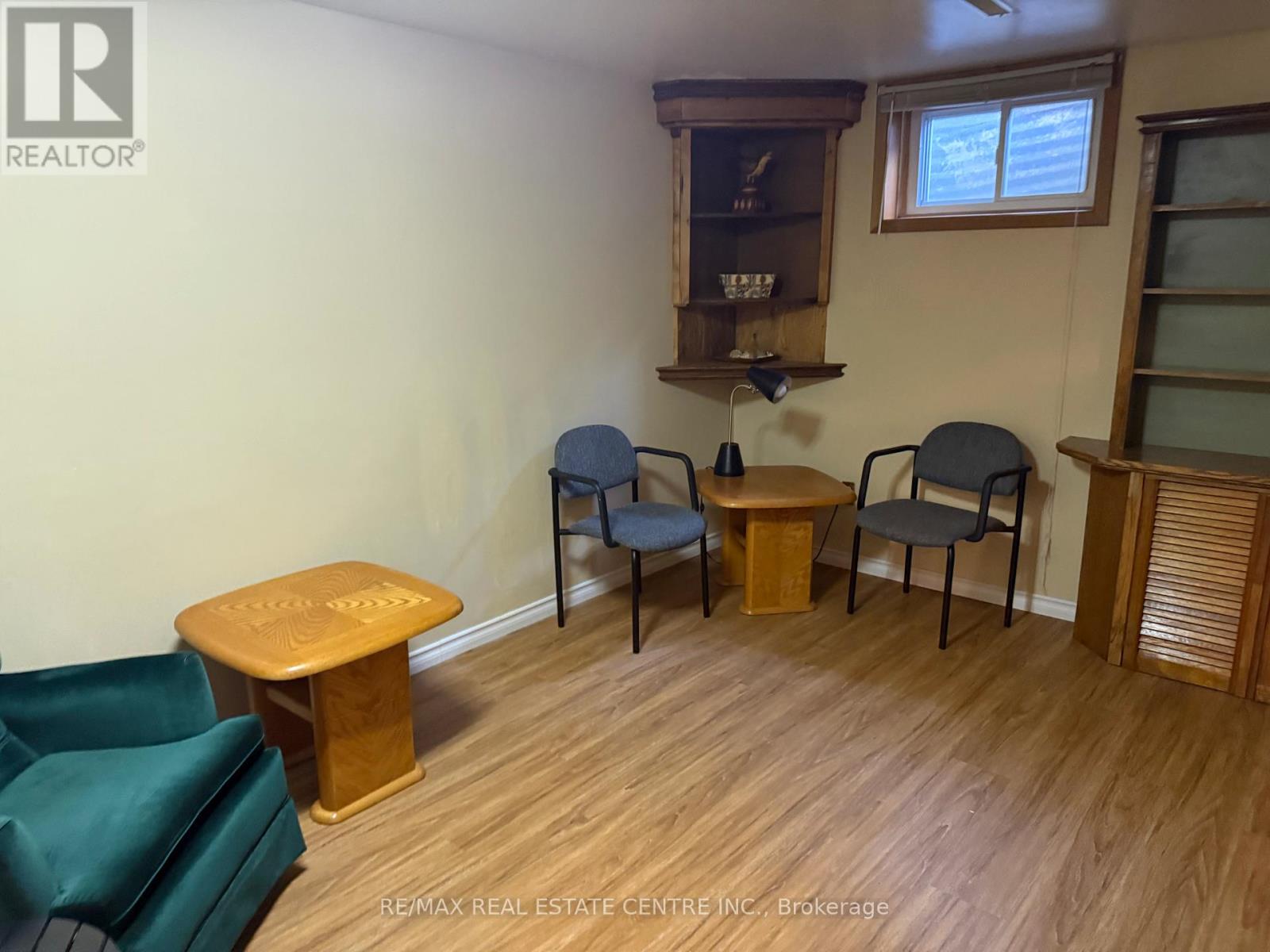 #21 325 WILLIAM STREET - 19