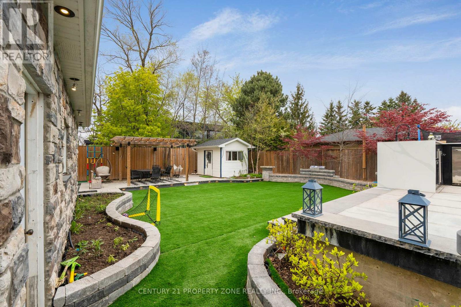547 PINEGROVE ROAD - 38