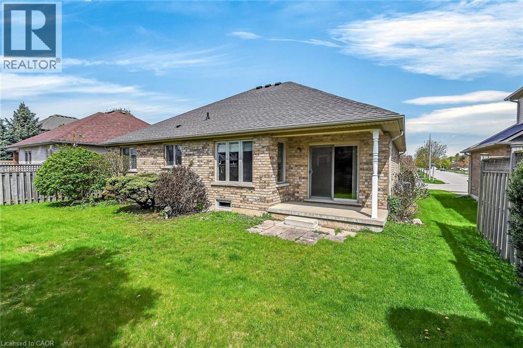 73 COBBLESTONE Drive - 26