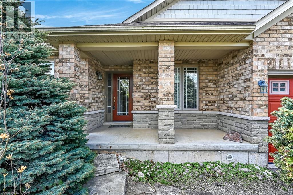 73 COBBLESTONE Drive - 3