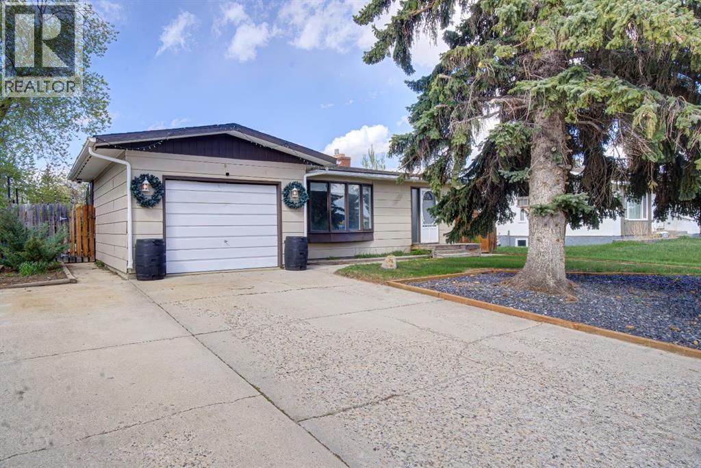 664 49 Avenue W - 4