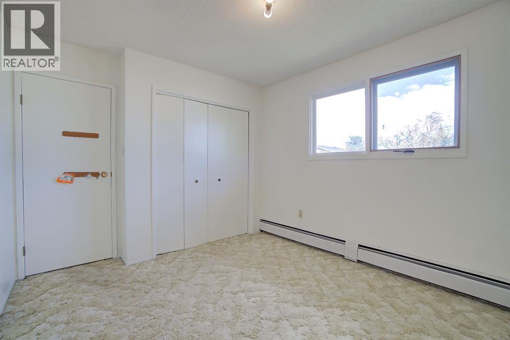 664 49 Avenue W - 29