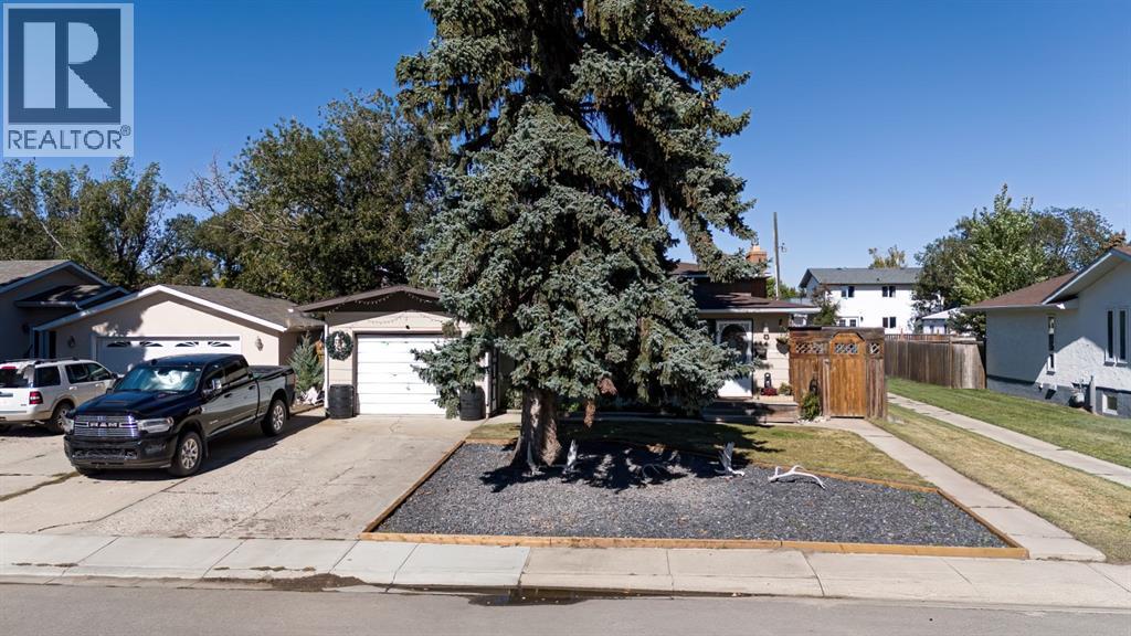 664 49 Avenue W - 2