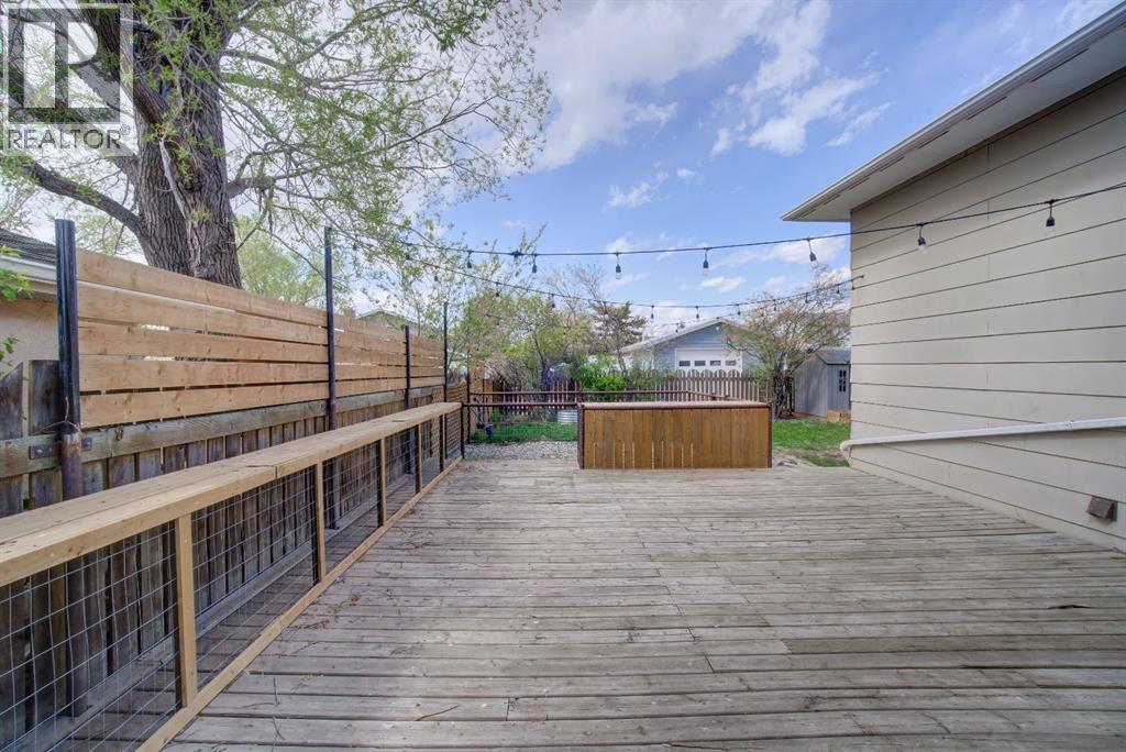 664 49 Avenue W - 48