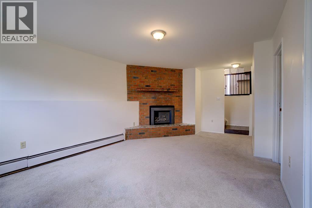 664 49 Avenue W - 33