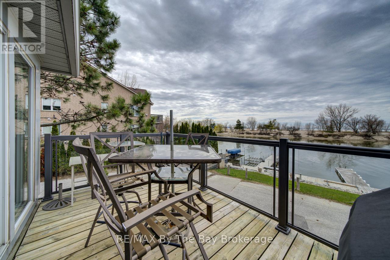 #1 216 RIVER ROAD E - 21