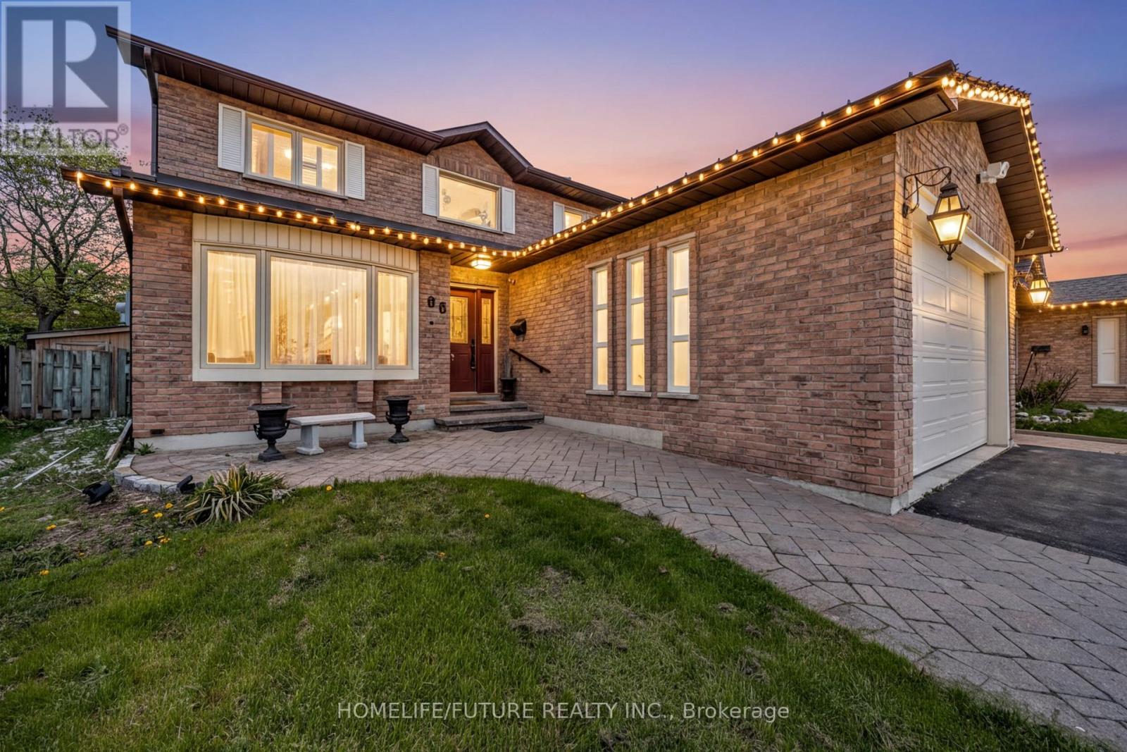 86 ROBINSON CRESCENT - 2