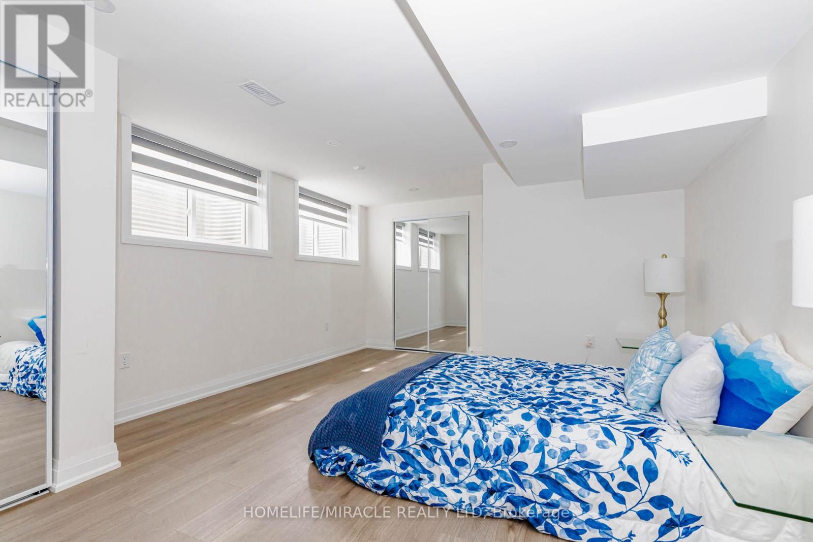 563 TAPLOW CRESCENT - 38