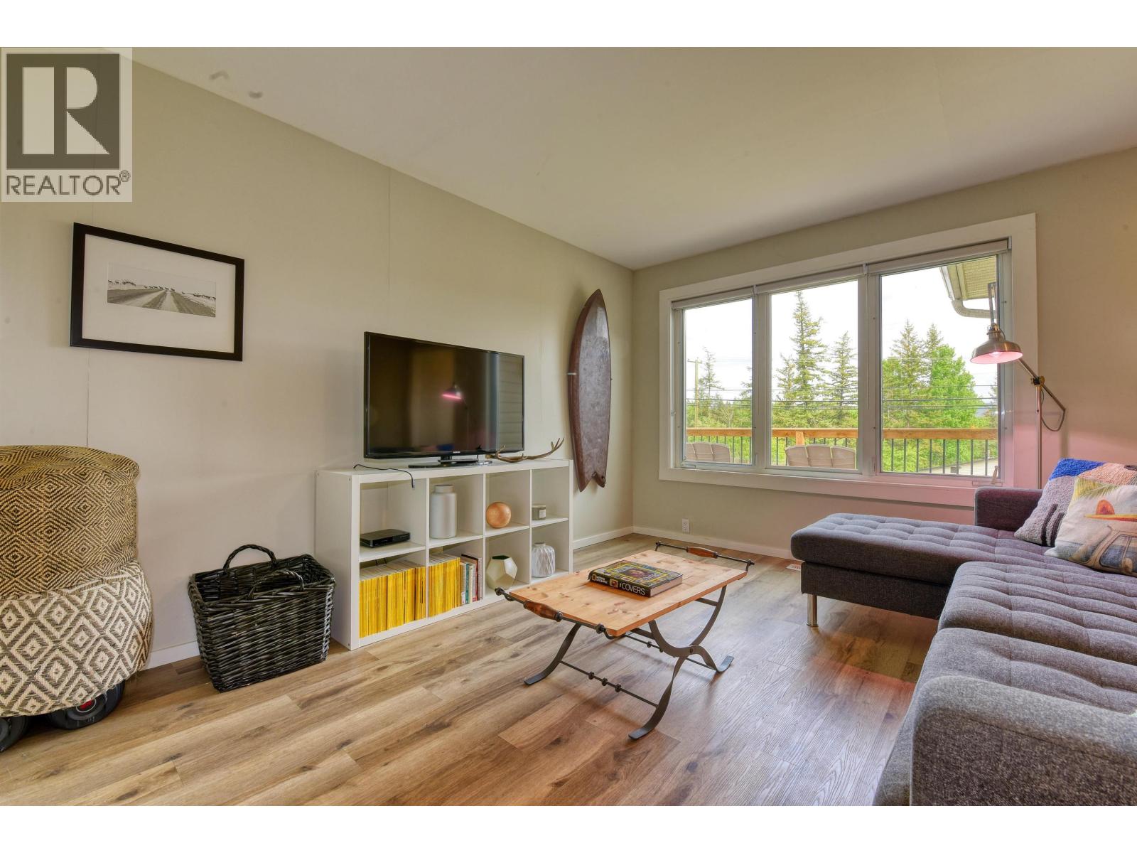 541 HODGSON Road - photo 2