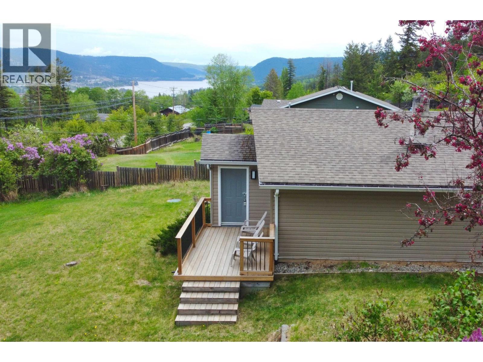 541 HODGSON ROAD - 17