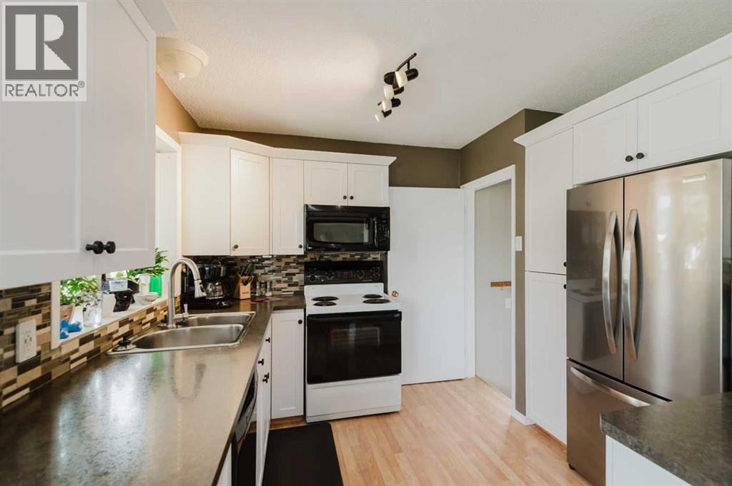 10253 112 Avenue - photo 4