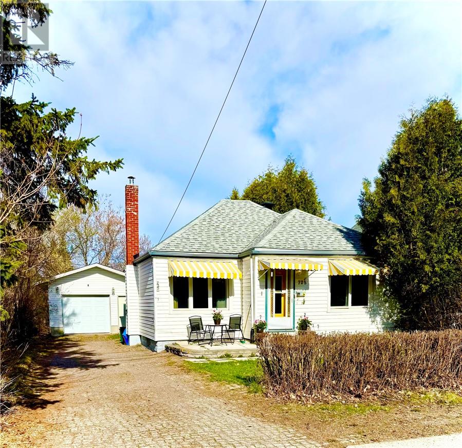 725 Prete Street, Sudbury, Ontario, P3E3X7 — Photo 11