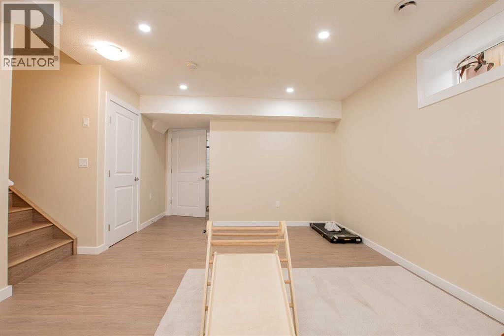 13405 104B Street - 18