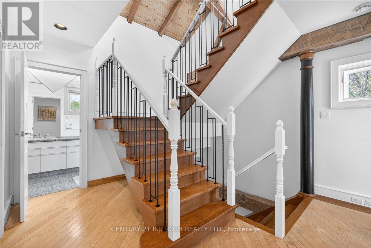19555 SHAWS CREEK ROAD - 32