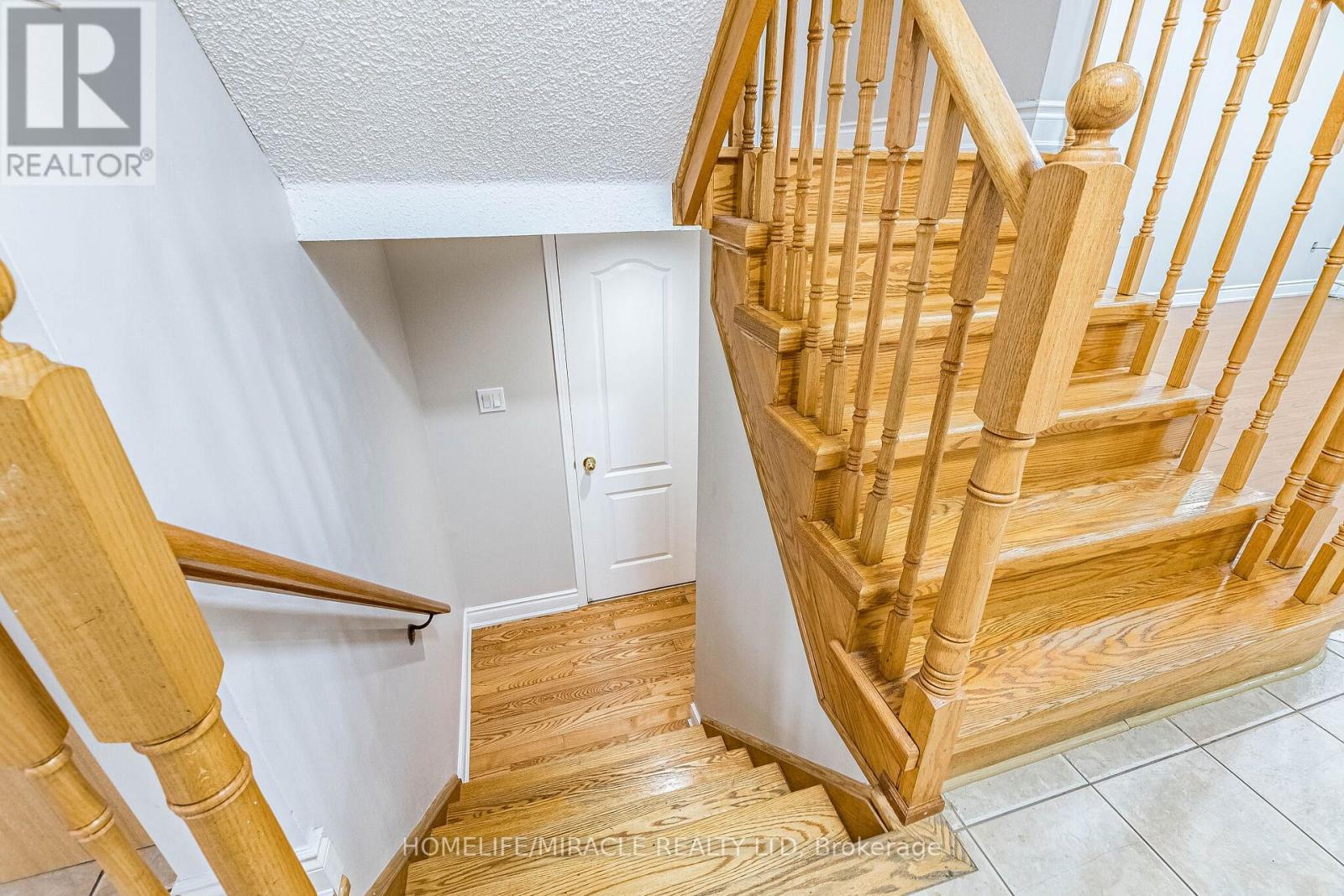 363 VAN KIRK DRIVE - 23