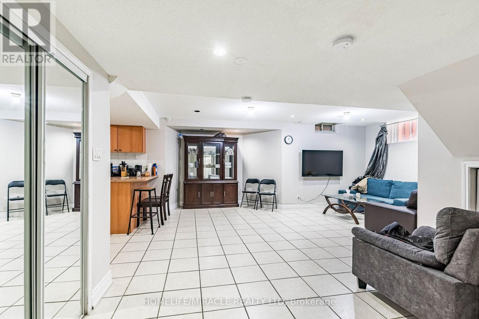 363 VAN KIRK DRIVE - 43