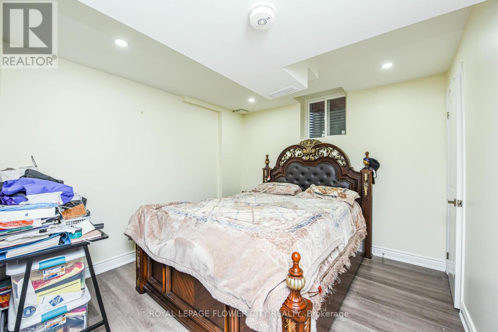 22 WINTERSNOW COURT - 46