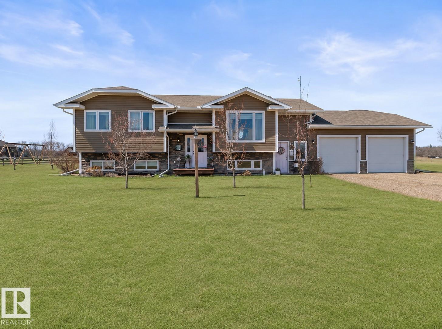 40 42011 Township Rd 624 - 1