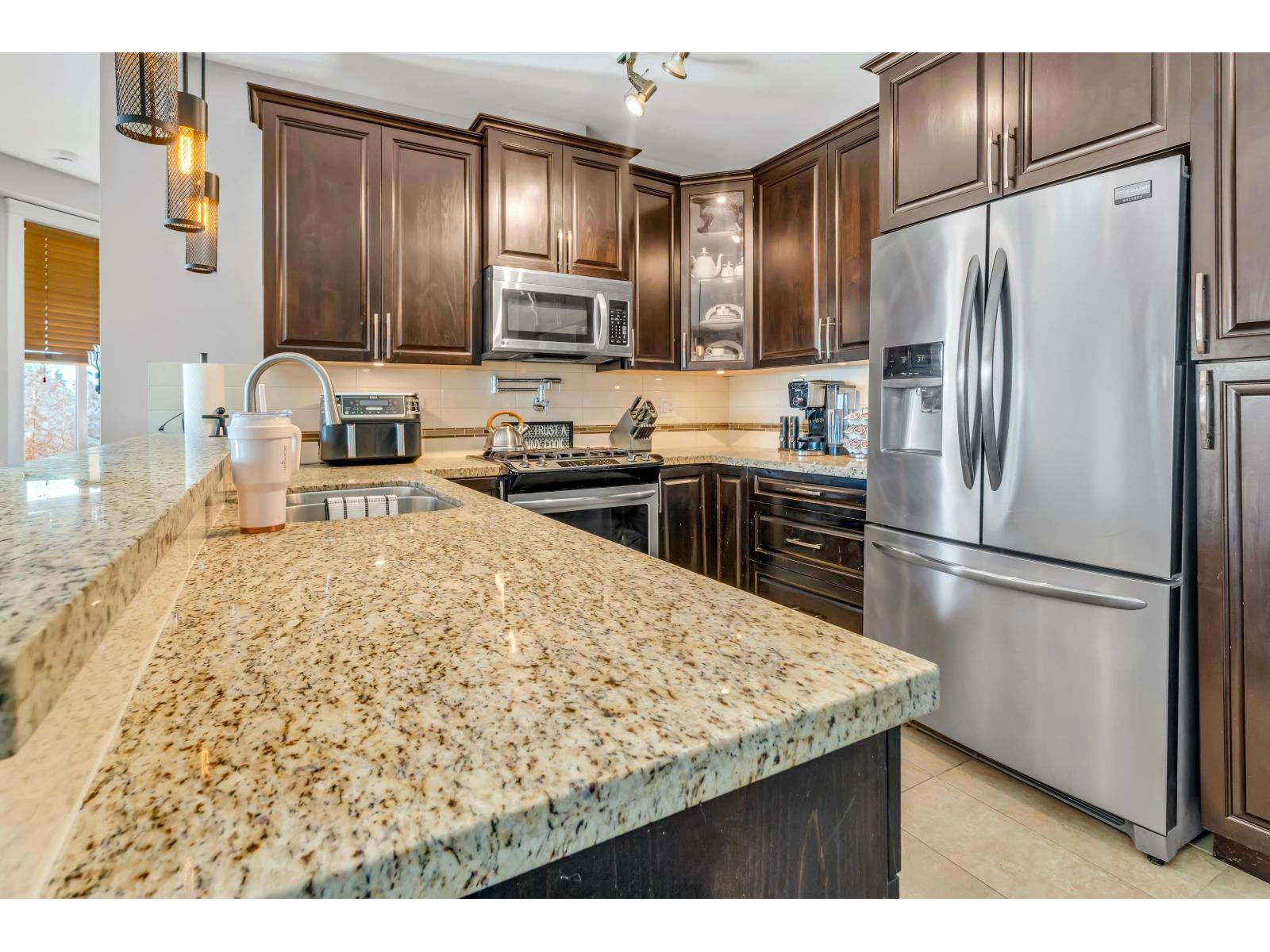 2 Bed, 2 Bath Condo for Sale in Abbotsford – 326 2860 TRETHEWEY STREET, Abbotsford – MLS# R3119468 - Image 13