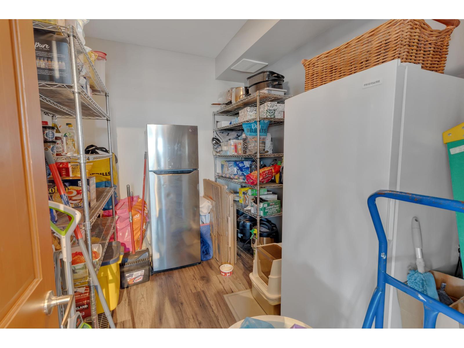 2 Bed, 2 Bath Condo for Sale in Abbotsford – 326 2860 TRETHEWEY STREET, Abbotsford – MLS# R3119468 - Image 9