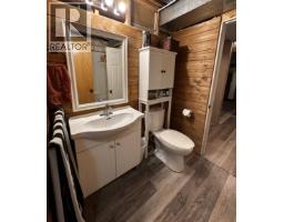 5620 49 Street, Fort Nelson, BC V0C1R0 Photo 20