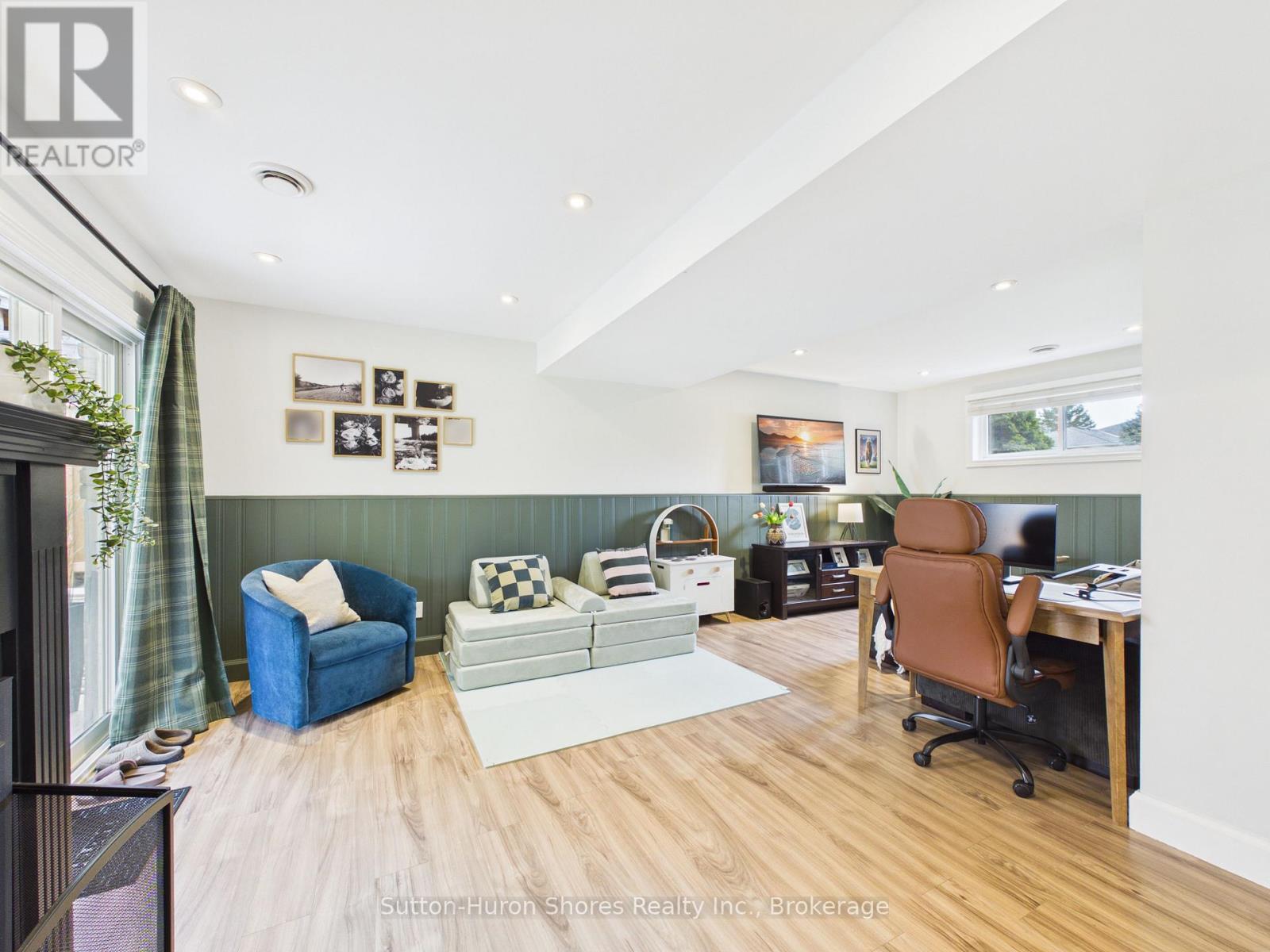 781 BRADFORD STREET - 20