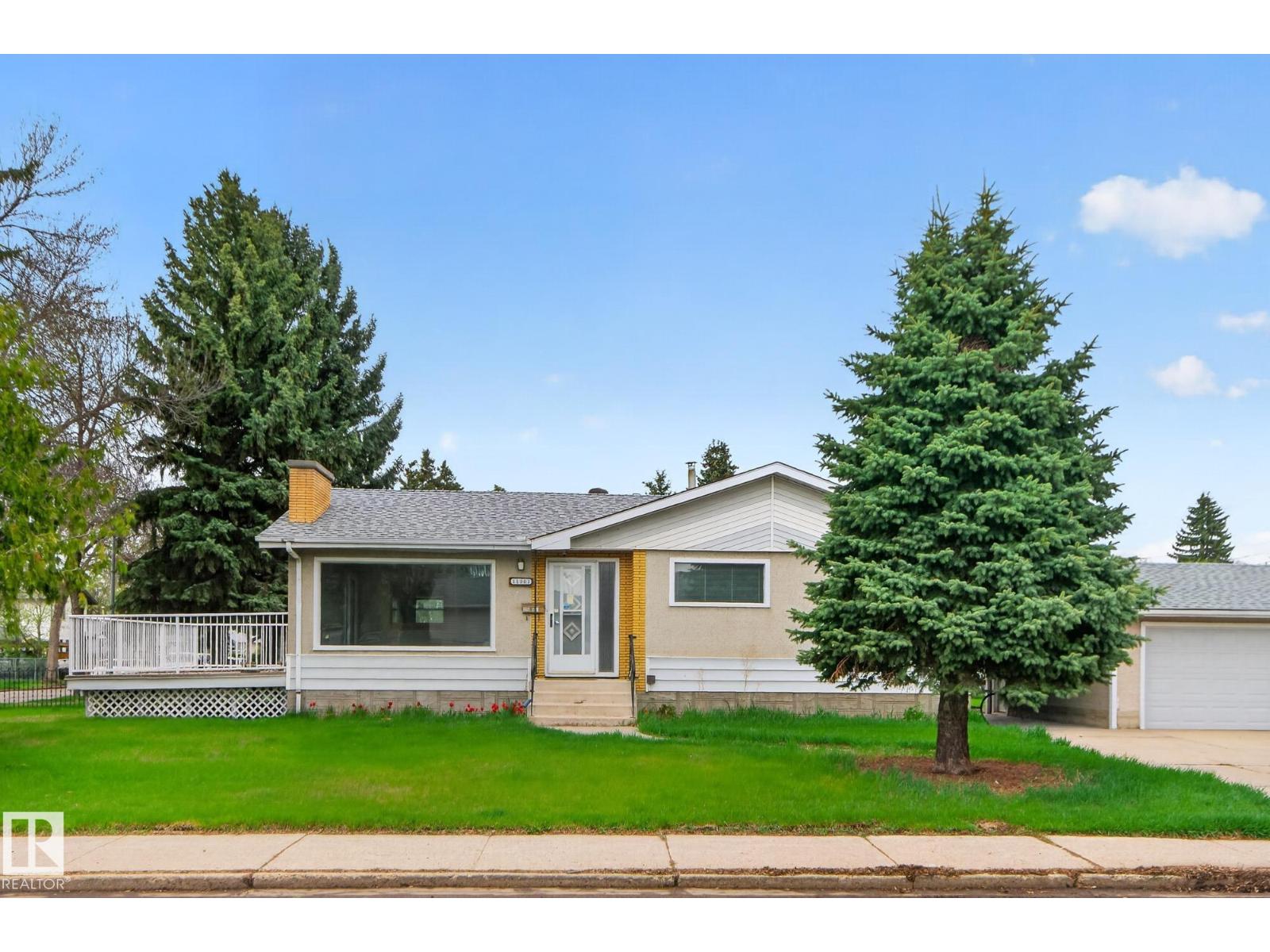 11901 42 ST NW, Edmonton