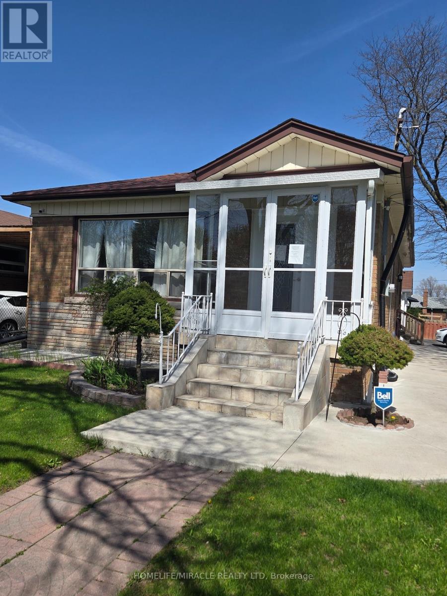 25 CHANDLER DRIVE - 2