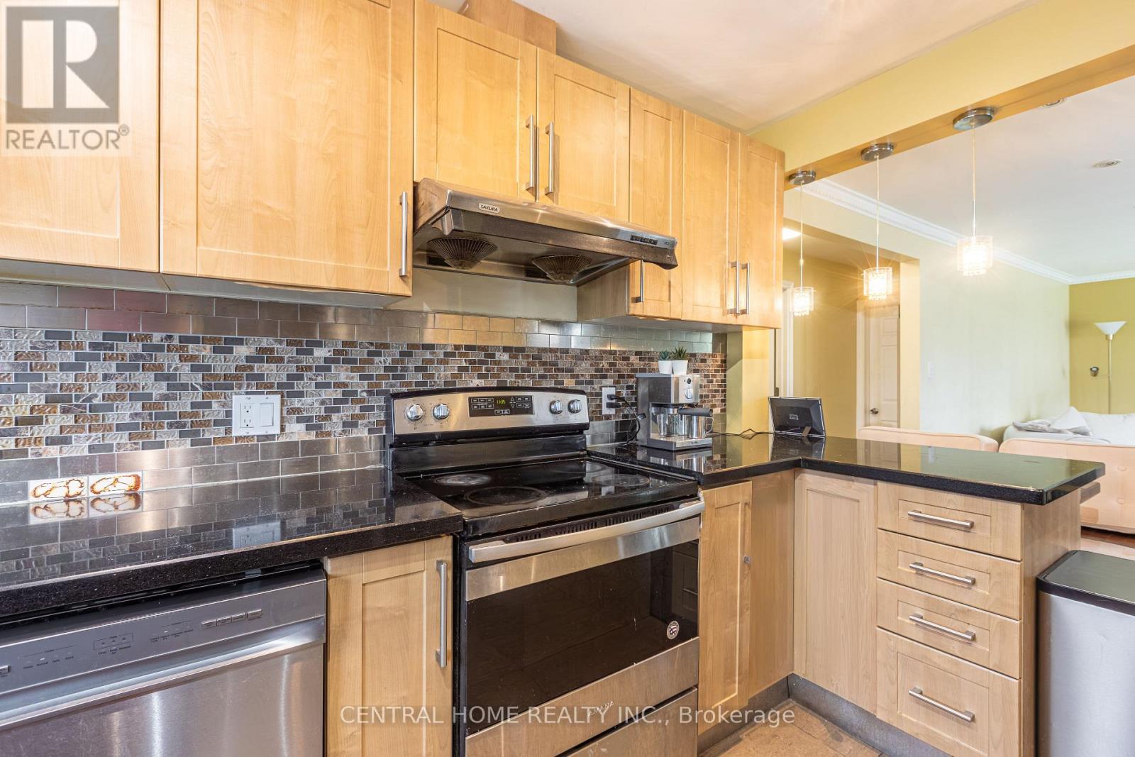 307 BOISDALE AVENUE - 10