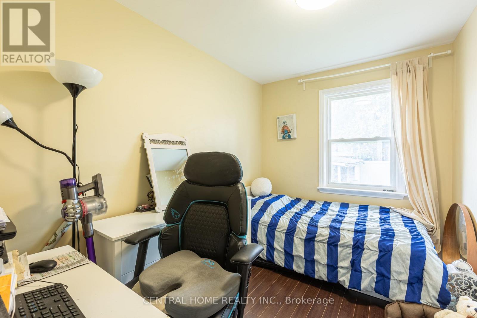307 BOISDALE AVENUE - 20