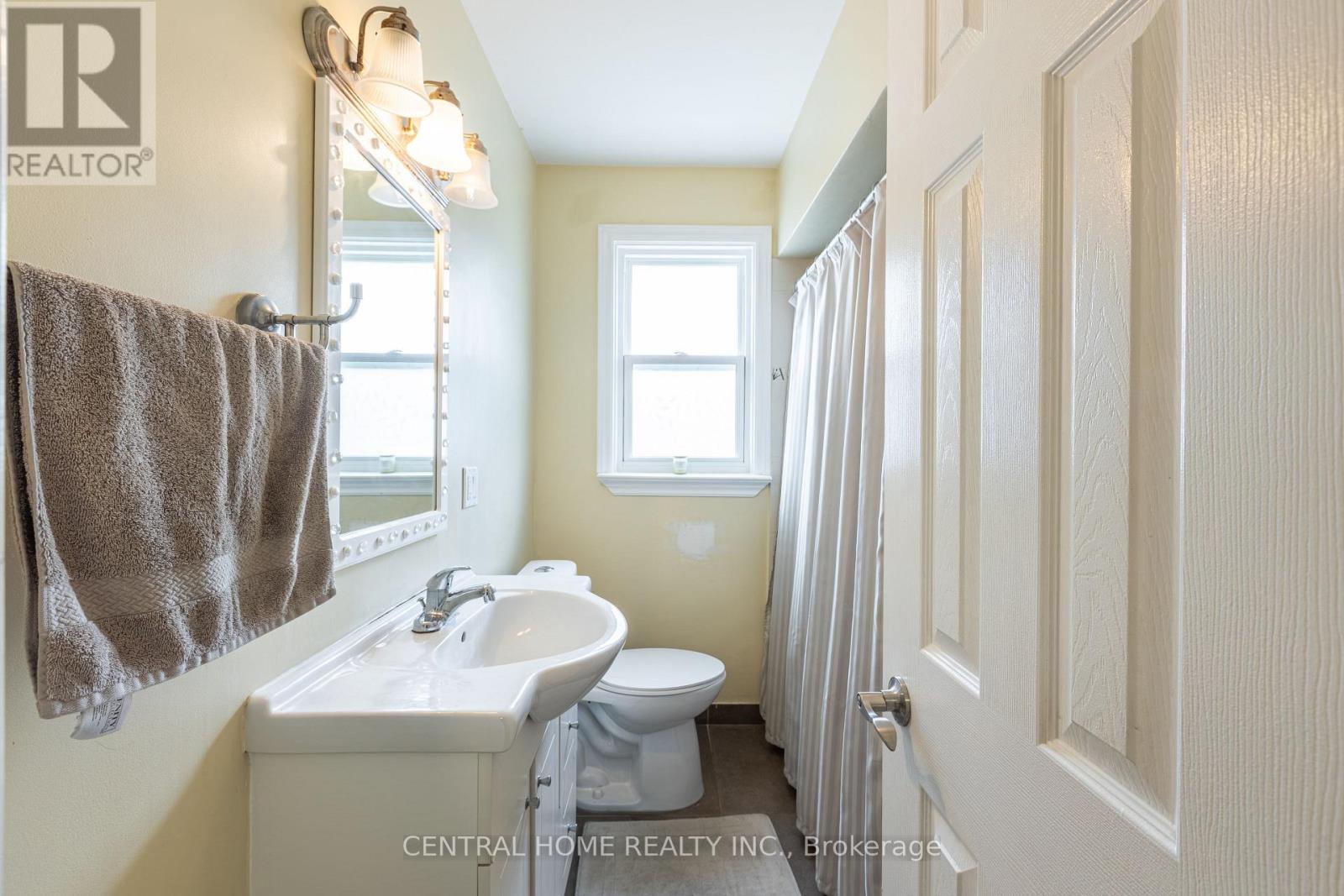 307 BOISDALE AVENUE - 22
